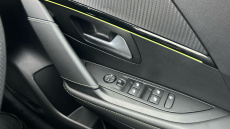 Peugeot 208 1.2 PureTech 100 GT 5dr EAT8 Petrol Hatchback